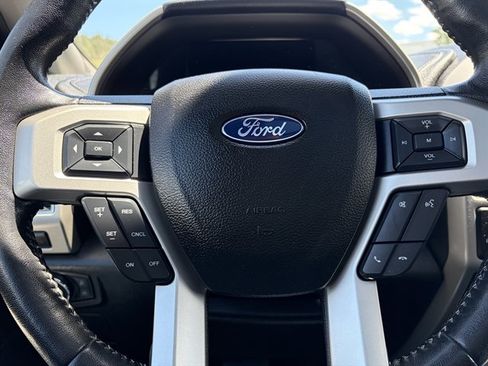 Used 2017 Ford F150 Lariat AWD/4WD image 31