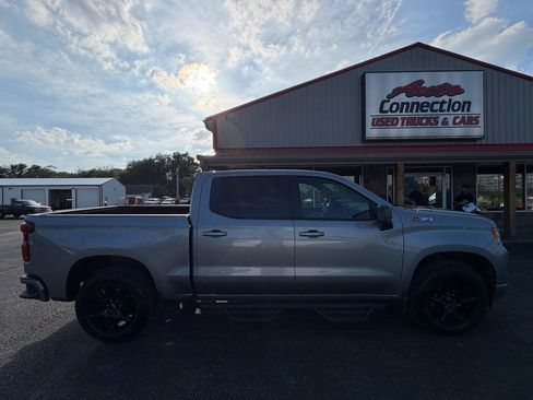 Used 2024 Chevrolet Silverado 1500 RST AWD/4WD image 3
