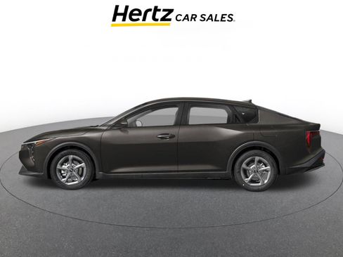 Used 2025 Kia K4 FWD image 3