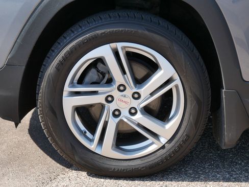 Used 2018 GMC Terrain SLE w/ Driver Convenience Package image 15