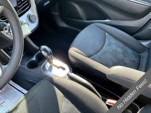 Used 2018 Chevrolet Spark LT FWD image 13