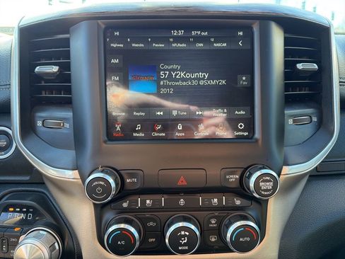 Used 2020 RAM 1500 Laramie image 39