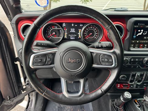 Used 2020 Jeep Wrangler Unlimited Rubicon AWD/4WD image 34