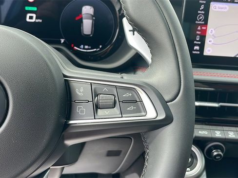 New 2024 Dodge Hornet R/T Plus w/ Tech Pack Plus w/o Parking image 21