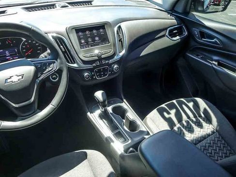 Used 2023 Chevrolet Equinox LT FWD image 15