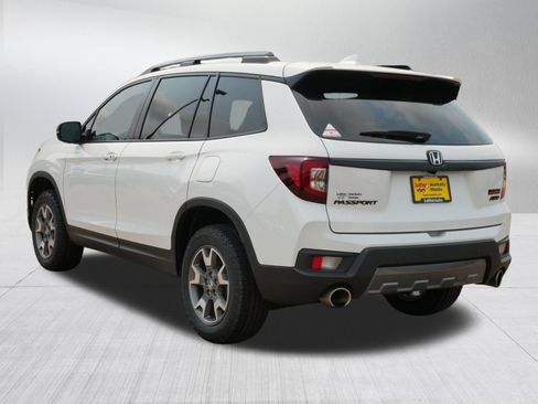 Certified 2023 Honda Passport TrailSport image 5