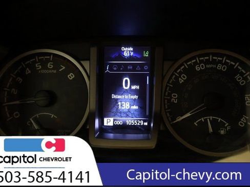 Used 2019 Toyota Tacoma SR5 AWD/4WD image 16