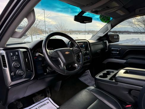 Used 2016 Chevrolet Silverado 2500 LT w/ Midnight Edition image 9