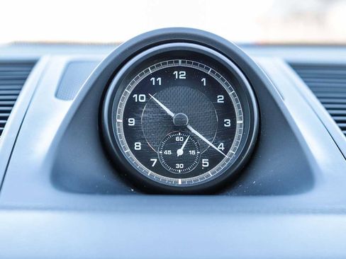 Used 2023 Porsche Macan image 35