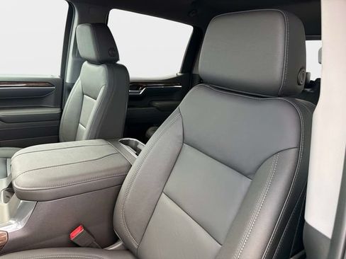 New 2026 GMC Sierra 1500 Elevation w/ Elevation Premium Package AWD/4WD image 20