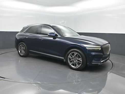 Used 2022 Genesis GV70 2.5T w/ Advanced Package AWD/4WD image 33