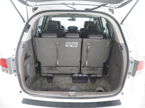 Used 2016 Honda Odyssey Touring Elite image 18