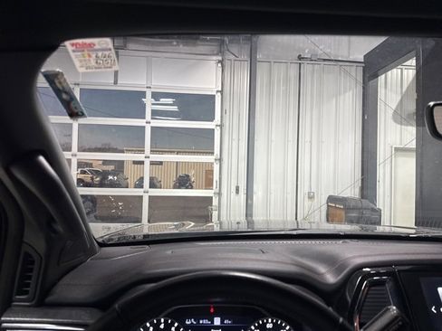 Used 2023 Nissan Titan Platinum Reserve w/ Moonroof Package image 8