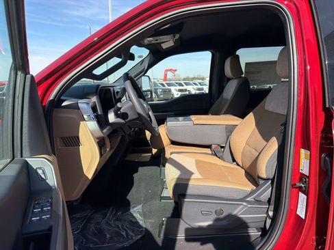 New 2026 Ford F250 4x4 Crew Cab Super Duty image 11