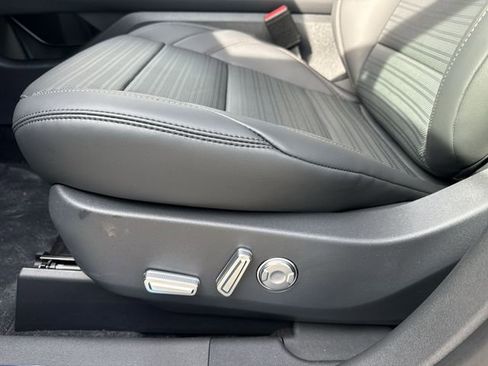 New 2026 Lincoln Nautilus Reserve image 12