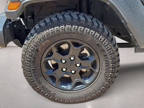 Used 2023 Jeep Wrangler Unlimited AWD/4WD image 10