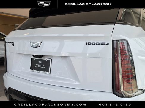 New 2026 Cadillac Escalade IQ Sport 1 w/ LPO, ONYX Package AWD/4WD image 5