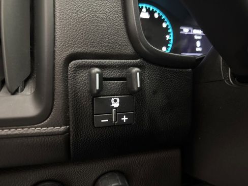 Used 2022 GMC Canyon Elevation w/ Elevation Premium Package image 19