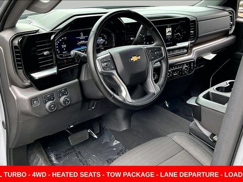 Used 2024 Chevrolet Silverado 1500 LT AWD/4WD image 18