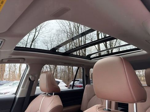 Used 2024 Toyota Grand Highlander Platinum image 31