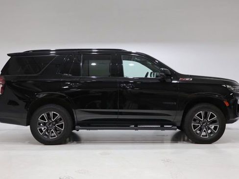 Used 2021 Chevrolet Tahoe Z71 w/ Z71 Signature Package AWD/4WD image 8