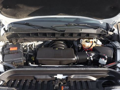 Used 2022 GMC Sierra 1500 AT4X image 13