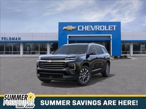 New 2026 Chevrolet Traverse LT w/ Sun and Wheel Package AWD/4WD image 8