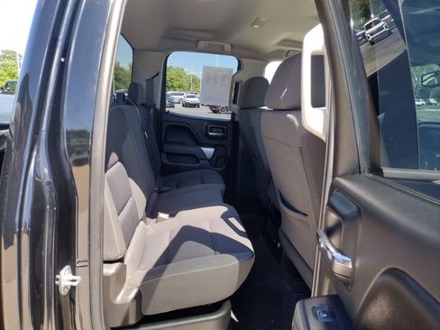 Used 2017 Chevrolet Silverado 1500 LT AWD/4WD image 8