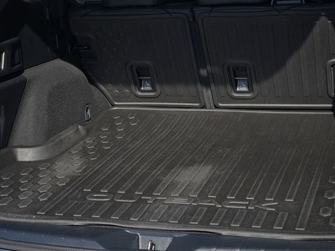 Used 2020 Subaru Outback Limited image 9