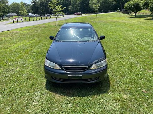 Used 2001 Lexus ES 330 image 3