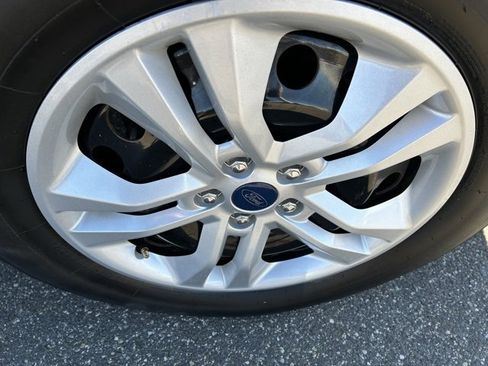 Used 2020 Ford Escape S image 9