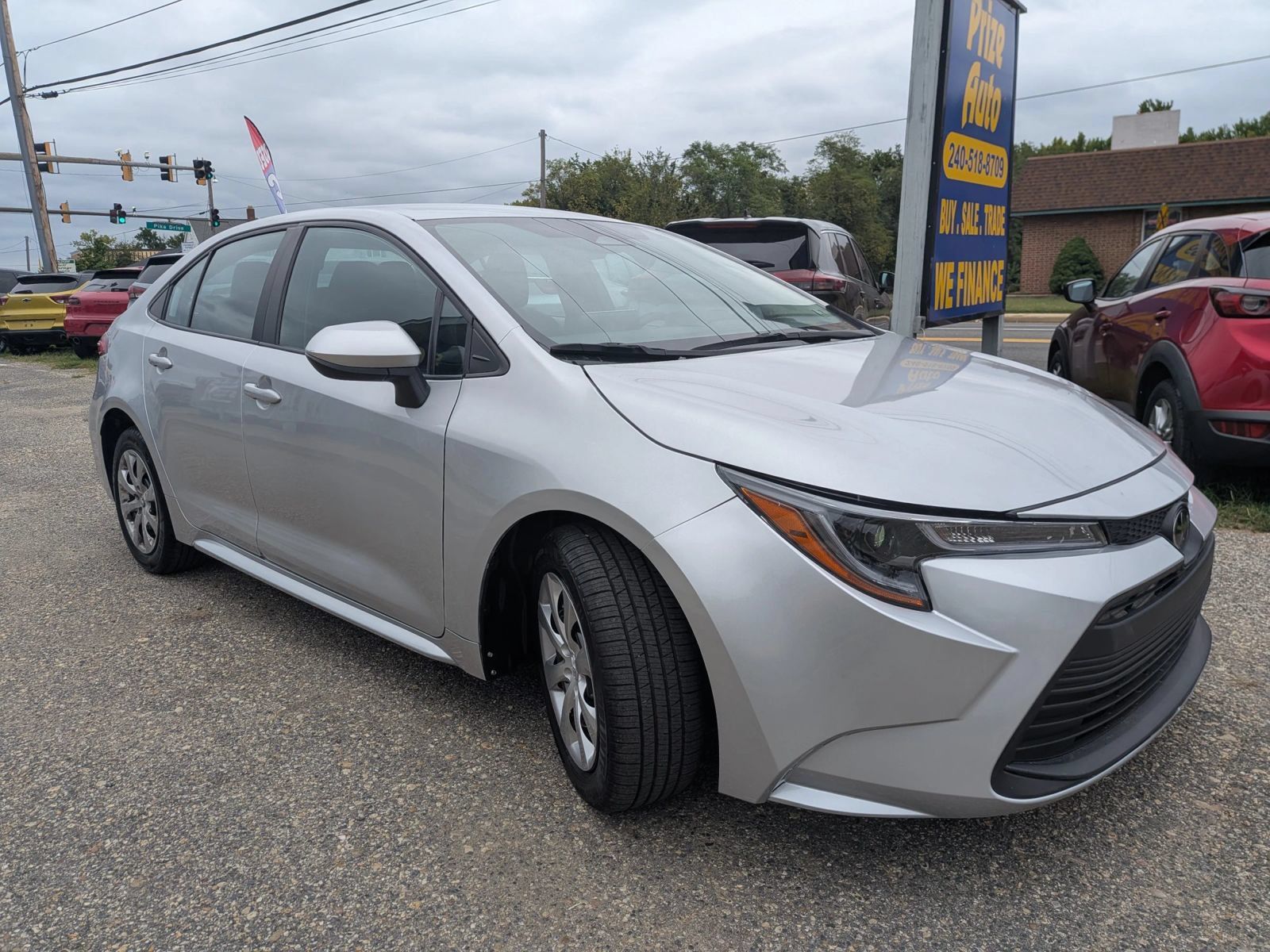 Used 2023 Toyota Corolla LE FWD image 7