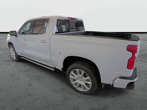 New 2026 Chevrolet Silverado 1500 High Country AWD/4WD image 11
