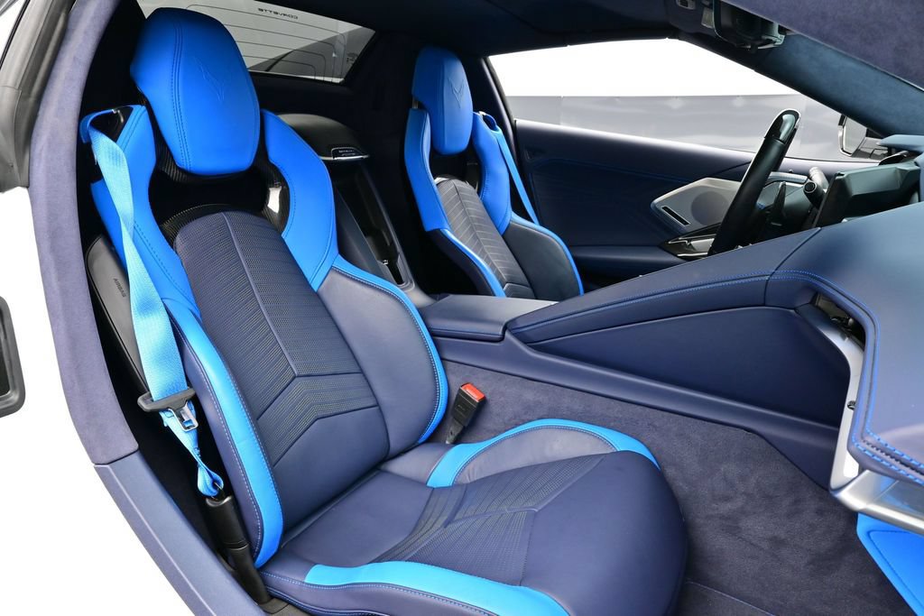 Used 2024 Chevrolet Corvette Z06 w/ Z07 Performance Package RWD image 13