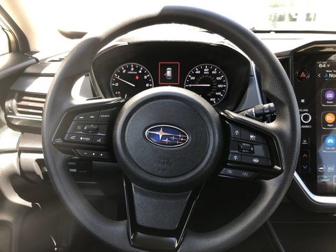 Used 2025 Subaru Crosstrek 2.5i Premium AWD/4WD image 16