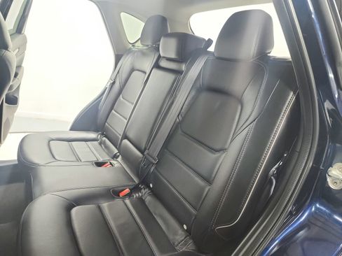 Used 2025 MAZDA CX-5 AWD 2.5 S w/ Preferred Package image 38