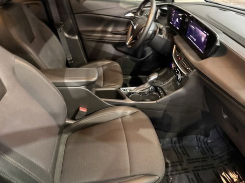 Used 2025 Buick Encore GX Preferred image 31