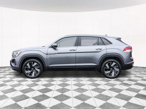 Certified 2024 Volkswagen Atlas Cross Sport SE image 14