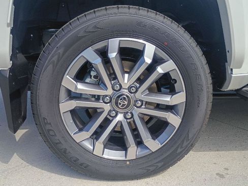 Used 2026 Toyota 4Runner Limited AWD/4WD image 23