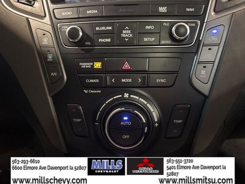 Used 2017 Hyundai Santa Fe SE image 24