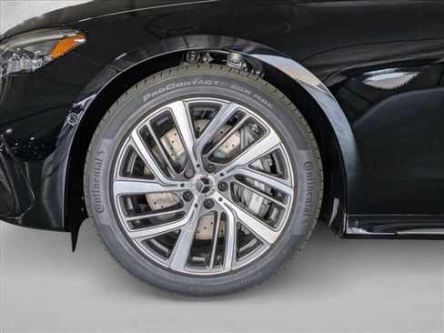 New 2026 Mercedes-Benz E 450 4MATIC Sedan image 9