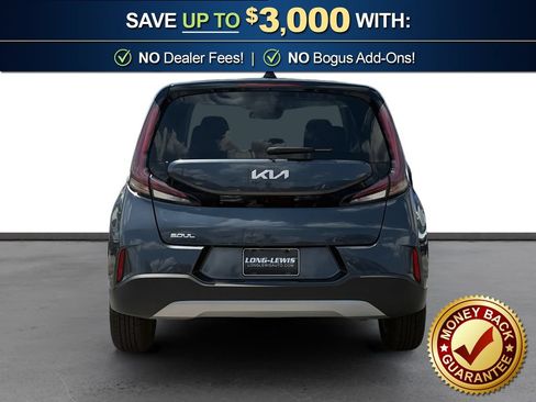 Used 2023 Kia Soul LX w/ LX Technology Package FWD image 5