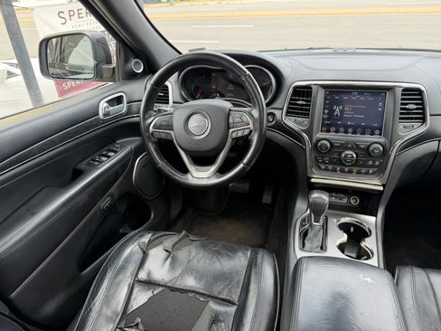 Used 2018 Jeep Grand Cherokee High Altitude AWD/4WD image 19
