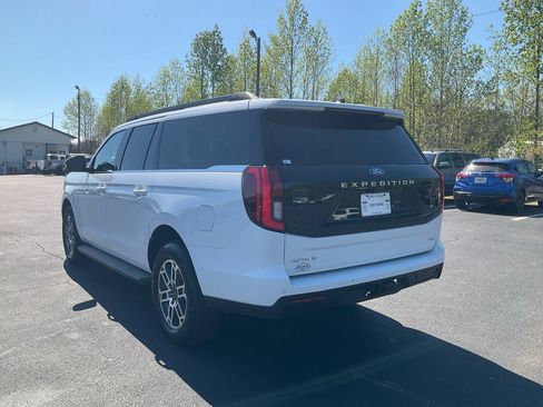 New 2026 Ford Expedition Max Active RWD image 7