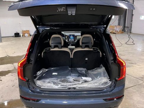 New 2026 Volvo XC90 B6 Ultra w/ Protection Package AWD/4WD image 9
