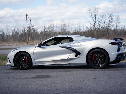 Used 2023 Chevrolet Corvette Stingray Premium Conv w/ Z51 Performance Package image 6