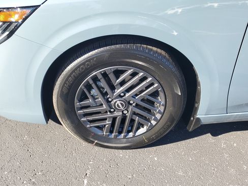New 2026 Nissan Sentra SV w/ Floor Mat Package FWD image 4
