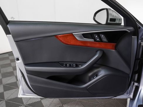 Used 2023 Audi A4 2.0T Premium w/ Convenience Package image 23