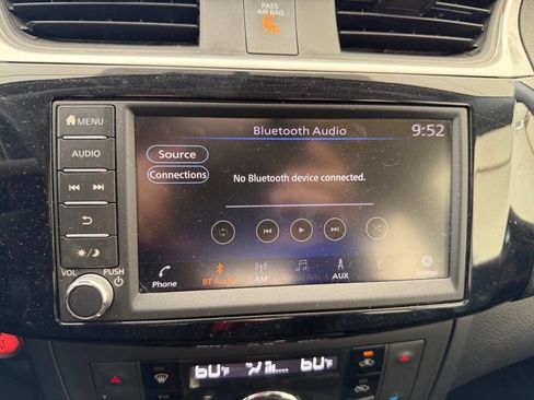 Used 2019 Nissan Sentra SV FWD image 24
