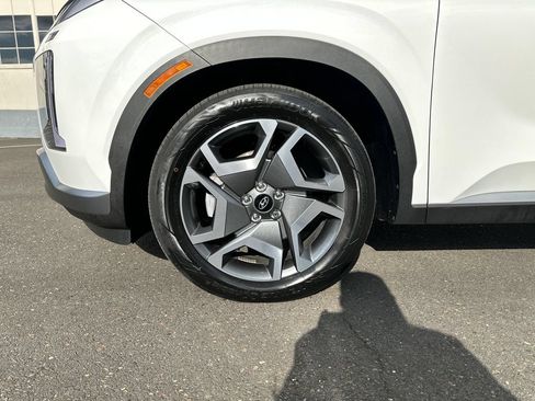 Certified 2025 Hyundai Palisade SEL AWD/4WD image 11